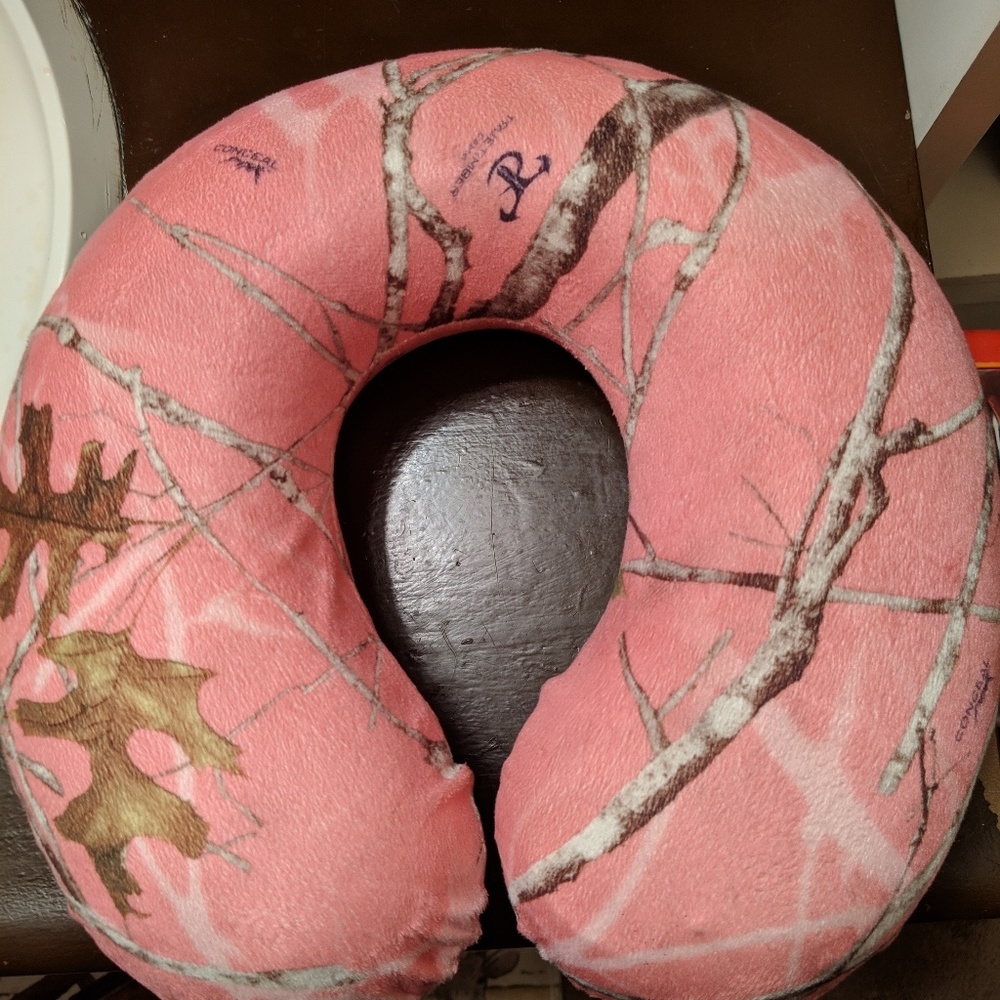 Neck pillow